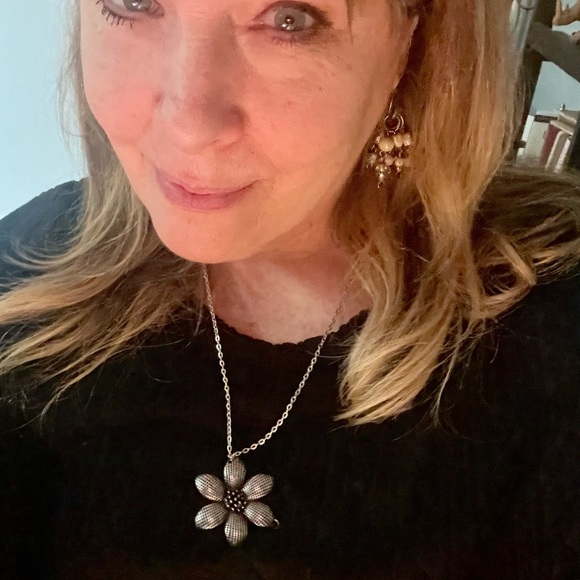 Meet your Posher, Vicki - Picture 13 of 17